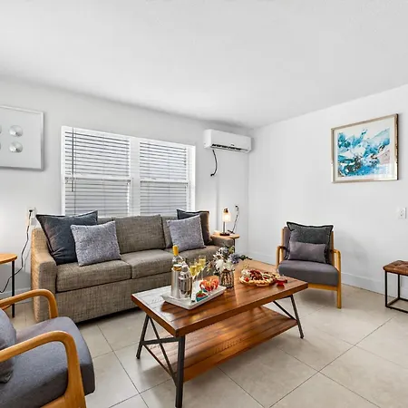 Frenchy'S Cottage 480-2